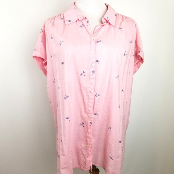Old Navy Tops - Old Navy palm tree shirt, sz XXL